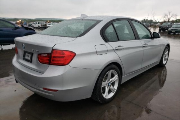 фото 2015 BMW 328 I SULEV