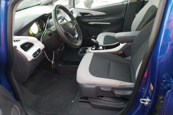 фото Chevrolet Bolt EV PREMIER