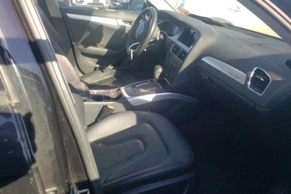 фото Audi A4 Premium