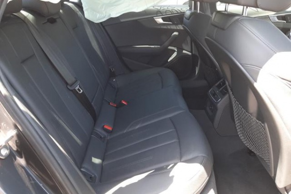 фото Audi A4 Premium Plus