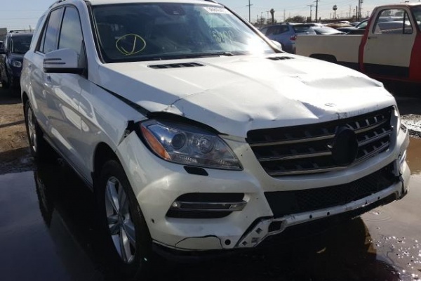 фото Mercedes-Benz ML 350 BLUETEC