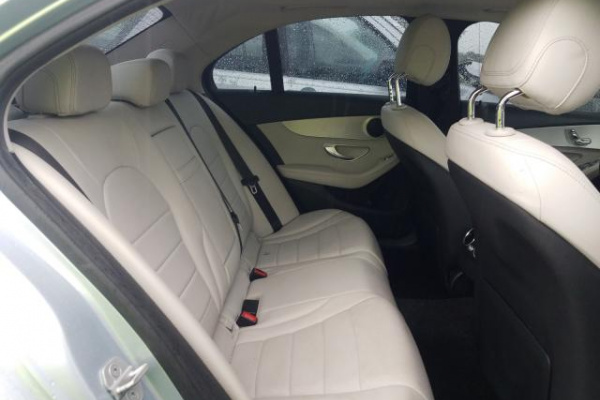 фото Mercedes-Benz C 300