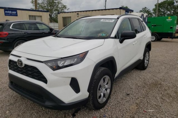фото Toyota RAV4 LE