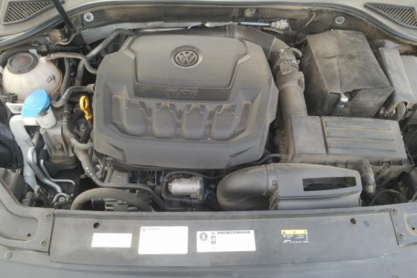 фото Volkswagen Passat Se