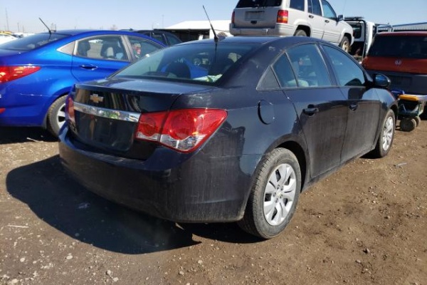 фото Chevrolet Cruze LS