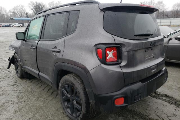 фото JEEP RENEGADE LATITUDE