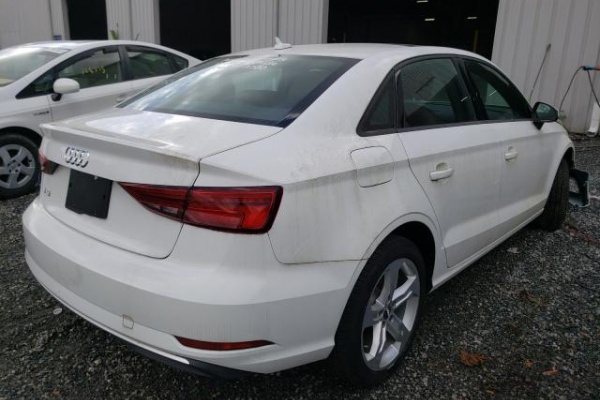 фото Audi A3 Premium