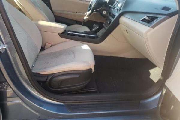 фото HYUNDAI SONATA SE