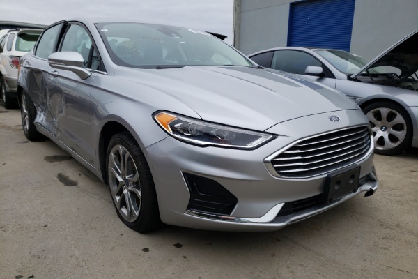 фото Ford Fusion SEL