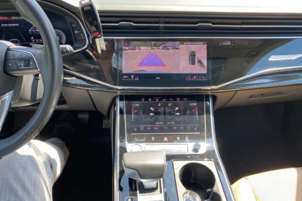 фото AUDI Q8  PRESTIGE