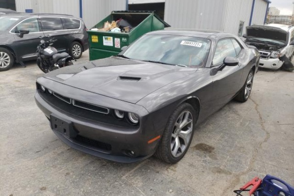 фото Dodge Challenger SXT