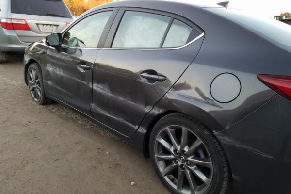 фото Mazda 3 TOURING