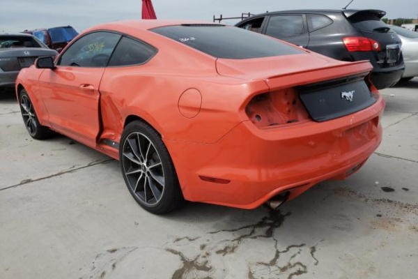 фото Ford Mustang