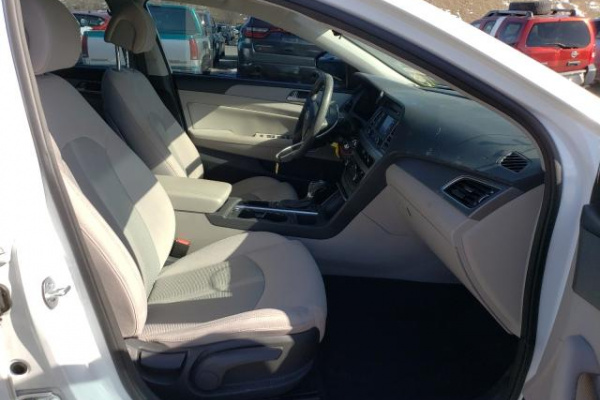 фото HYUNDAI SONATA