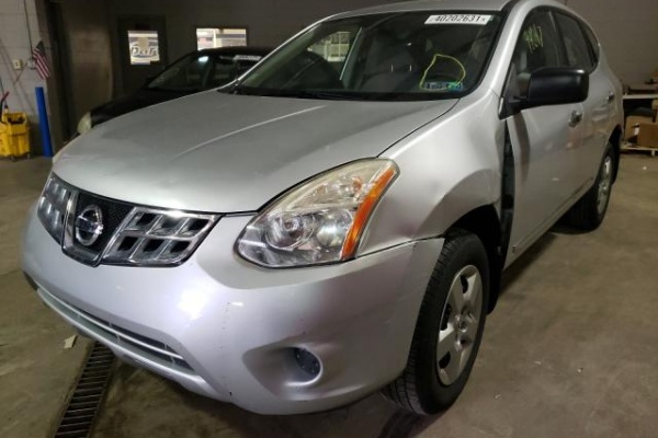 фото Nissan Rogue S