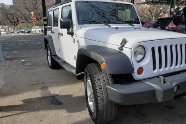 фото Jeep Wrangler Unlimited Sport