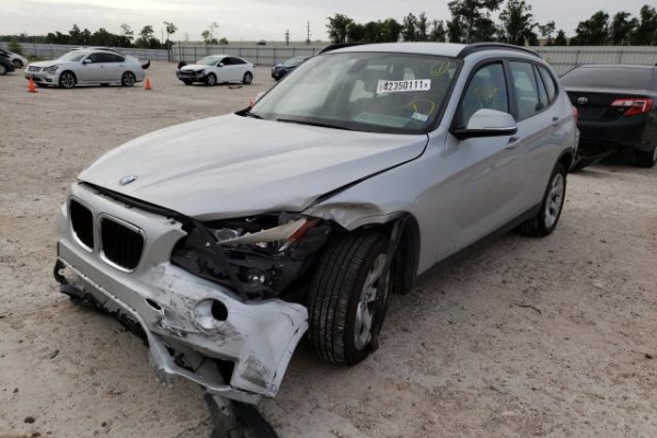 фото BMW X1 SDRIVE28I