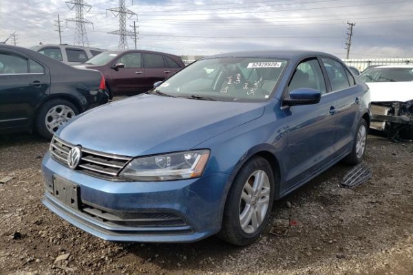 фото Volkswagen Jetta S