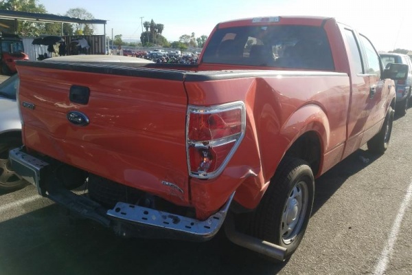 фото Ford F-150 SUPER CAB