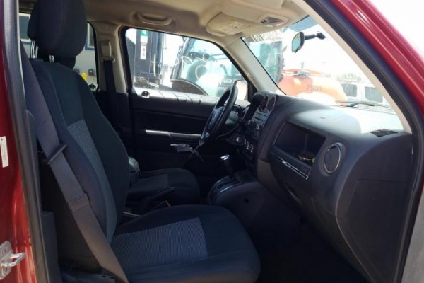 фото jeep  PATRIOT SPORT