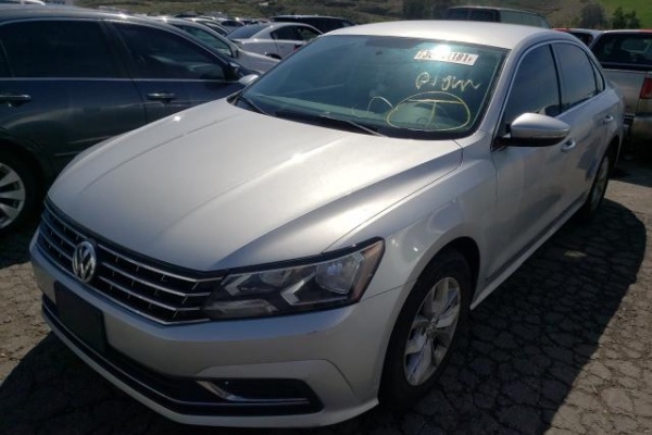 фото Volkswagen Passat S