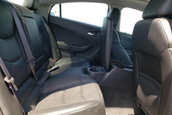 фото Chevrolet Volt LT