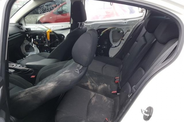 фото Mazda 3 TOURING