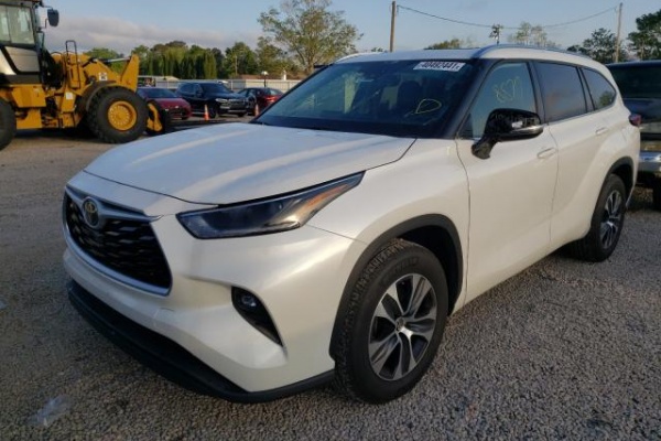 фото Toyota HIGHLANDER XLE
