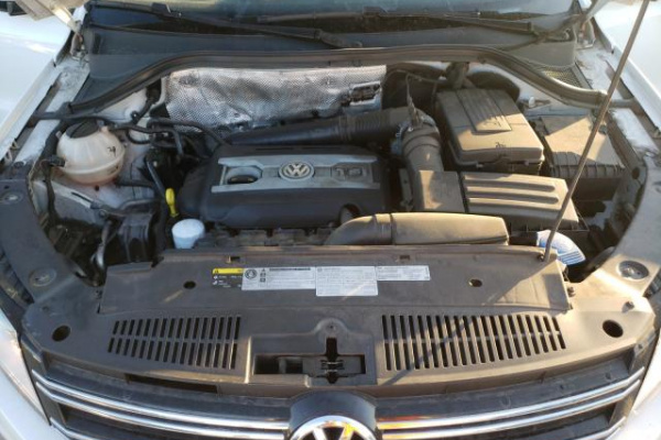 фото VOLKSWAGEN TIGUAN S