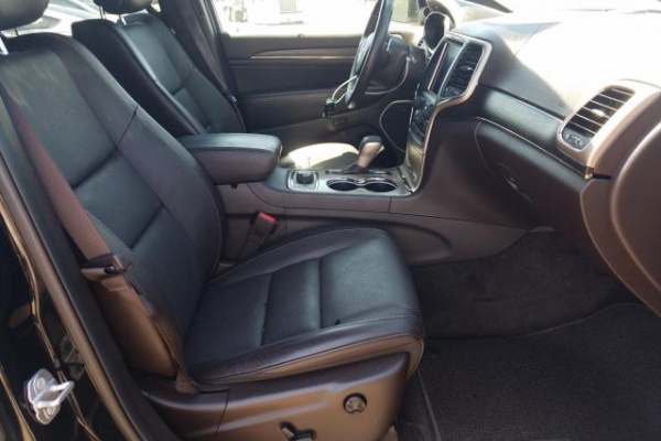 фото jeep GRAND CHEROKEE SUMMIT