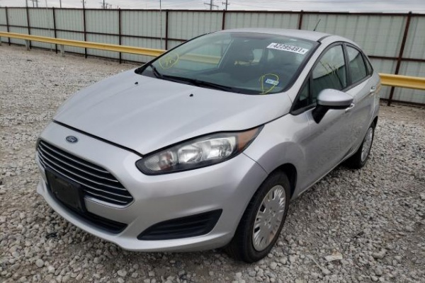 фото Ford Fiesta S