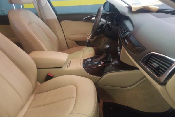 фото Audi A6 Premium