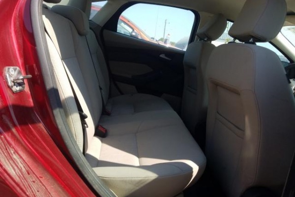 фото Ford Focus SE