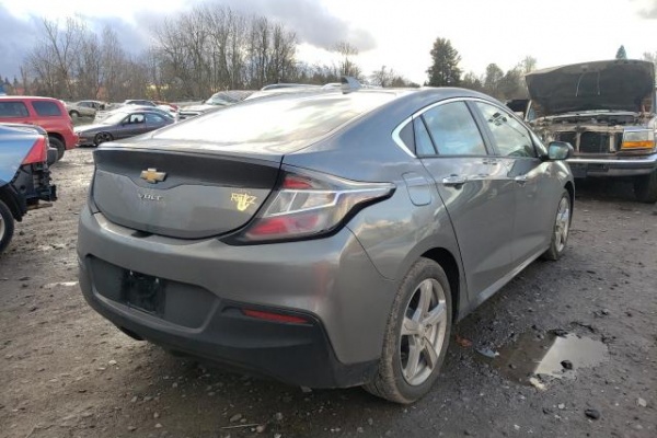 фото Chevrolet Volt LT