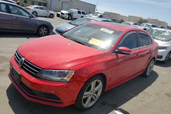 фото Volkswagen Jetta BASE