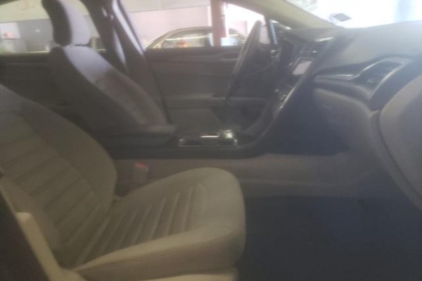 фото Ford Focus SE