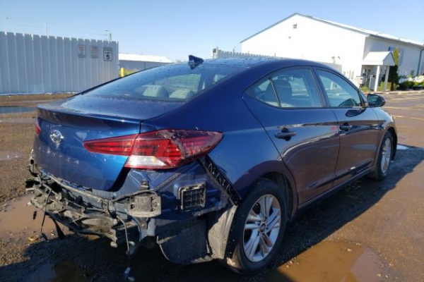 фото Hyundai Elantra SEL