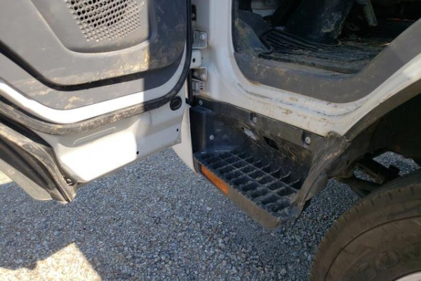 фото ISUZU NPR HD