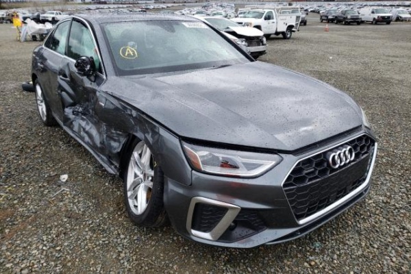 фото Audi A4 Premium