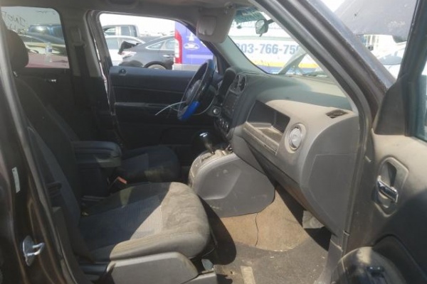 фото Jeep Patriot LATITUDE