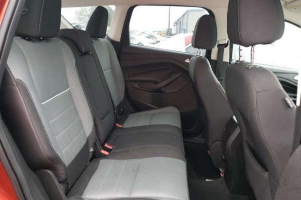 фото Ford Escape SE
