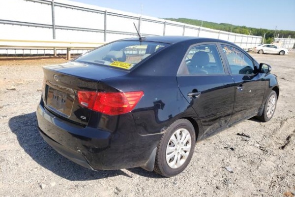 фото Kia FORTE EX