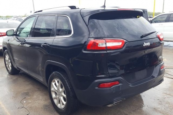 фото jeep CHEROKEE LATITUDE