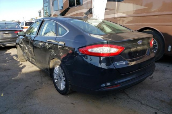 фото Ford Fusion  SE PHEV