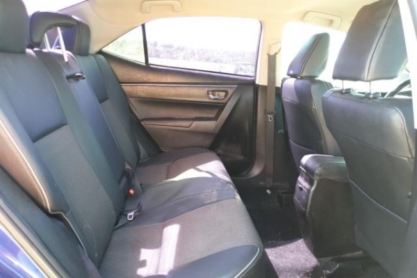 фото Toyota COROLLA L