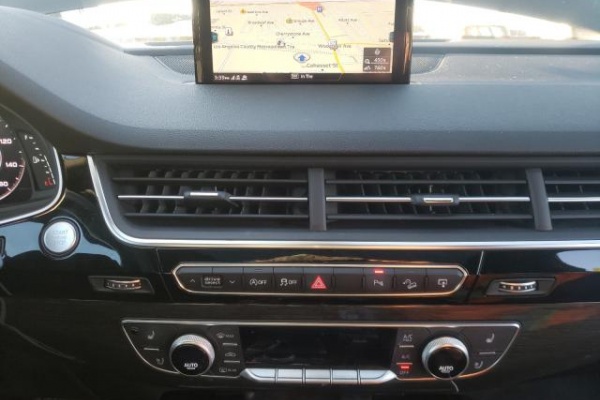 фото Audi Q7 PRESTIGE