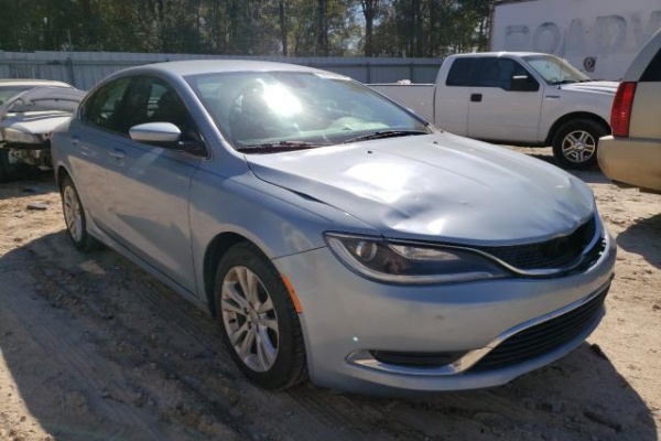 фото Chrysler 200 LIMITED