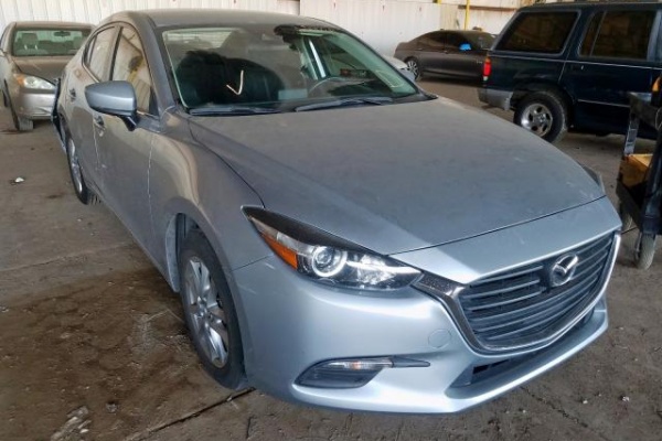 фото Mazda 3 SPORT