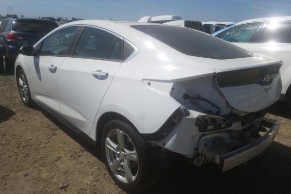 фото Chevrolet Volt LT