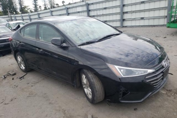фото Hyundai Elantra SEL
